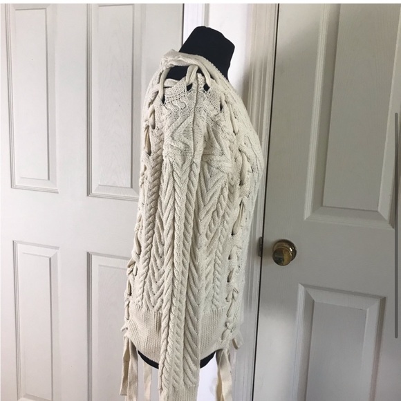 Ivory Goodnight Macaroon lace up sweater - Picture 4 of 4